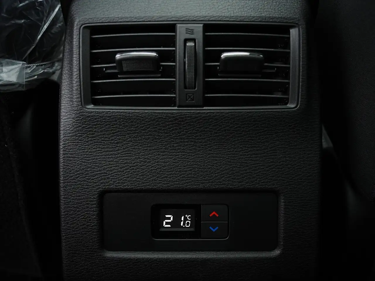 Mitsubishi Outlander снимка Mitsubishi Outlander