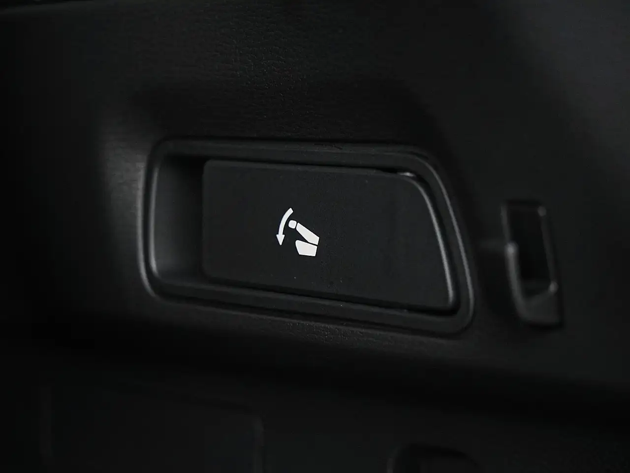 Mitsubishi Outlander снимка Mitsubishi Outlander