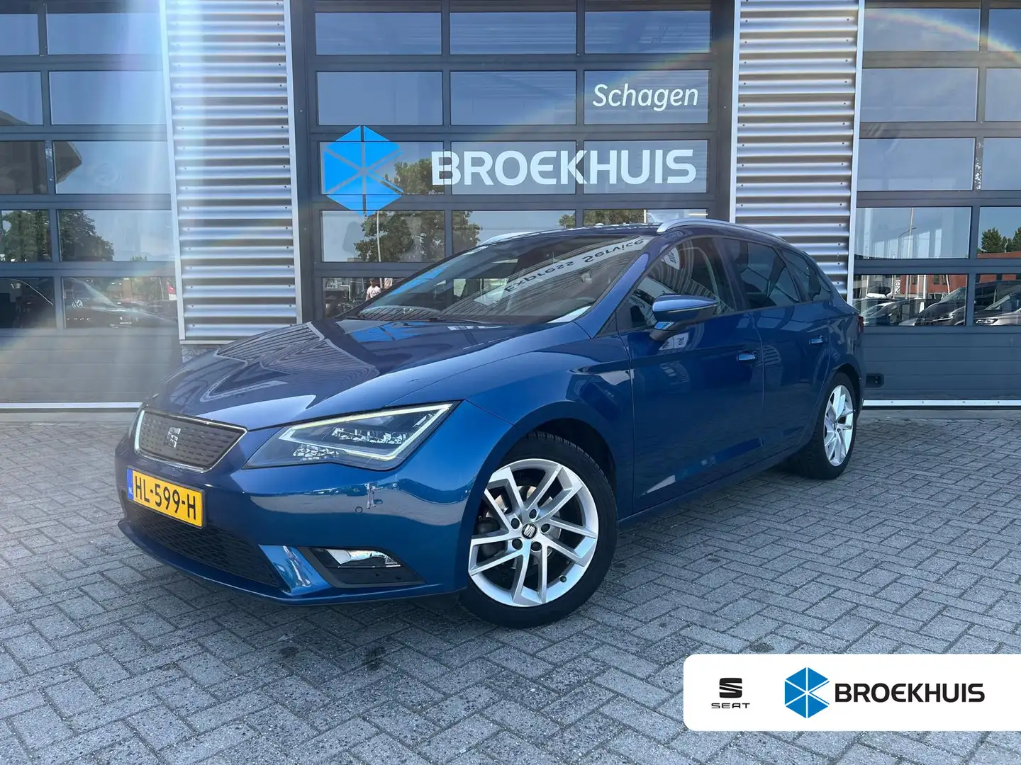 SEAT Leon ST 1.0 EcoTSI 115 pk Style Connect | Buitenspiegel Bleu - 1