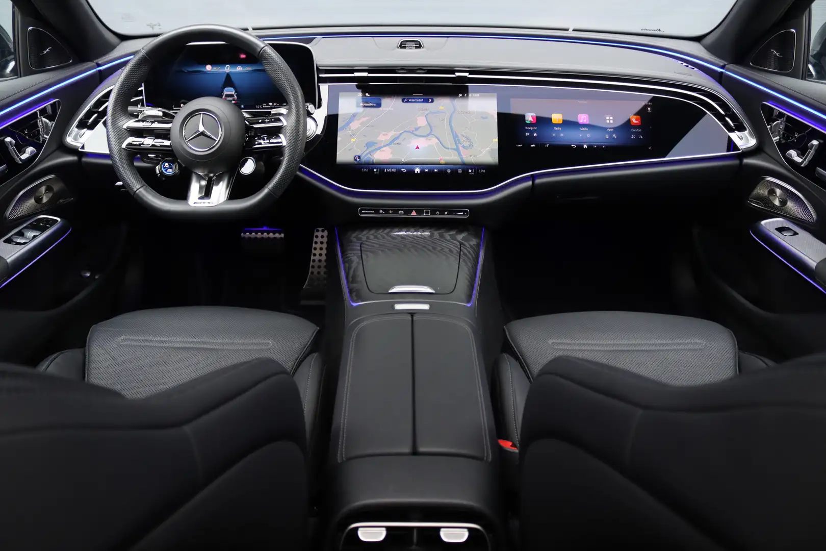 Mercedes-Benz E 53 AMG Estate 4MATIC+ Premium+ | Hyperscreen | Achterasbe Schwarz - 2