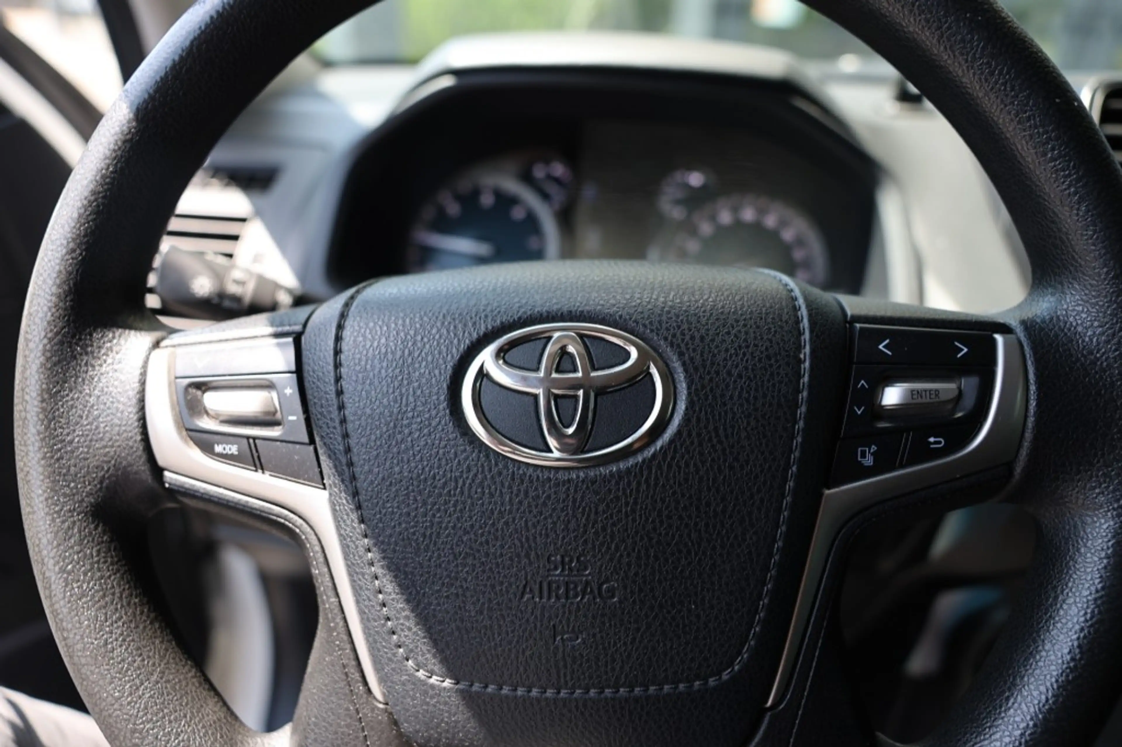 Toyota Land Cruiser 2.8 D-4D 5DRS COMFORT A/T VAN — photo 11