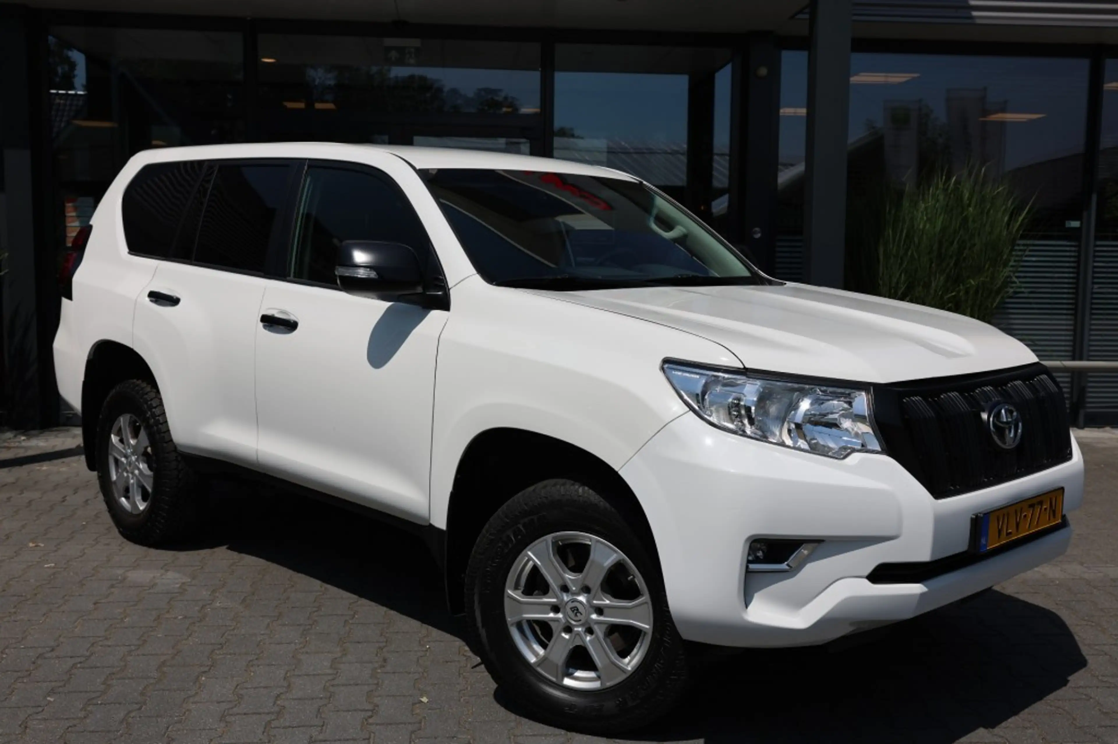 Toyota Land Cruiser 2.8 D-4D 5DRS COMFORT A/T VAN