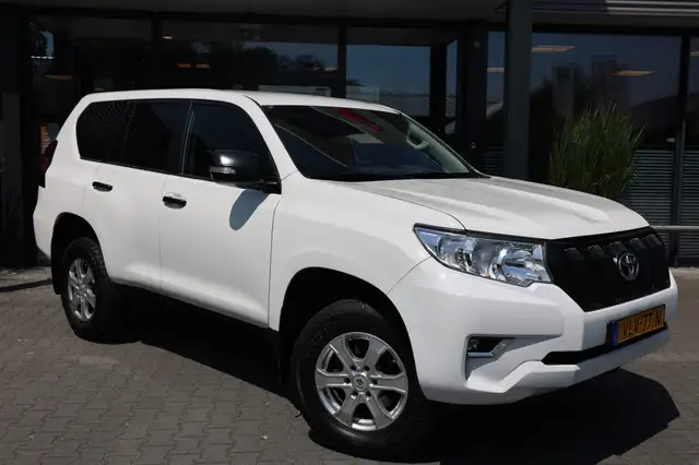 Toyota Land Cruiser 2.8 D-4D 5DRS COMFORT A/T VAN