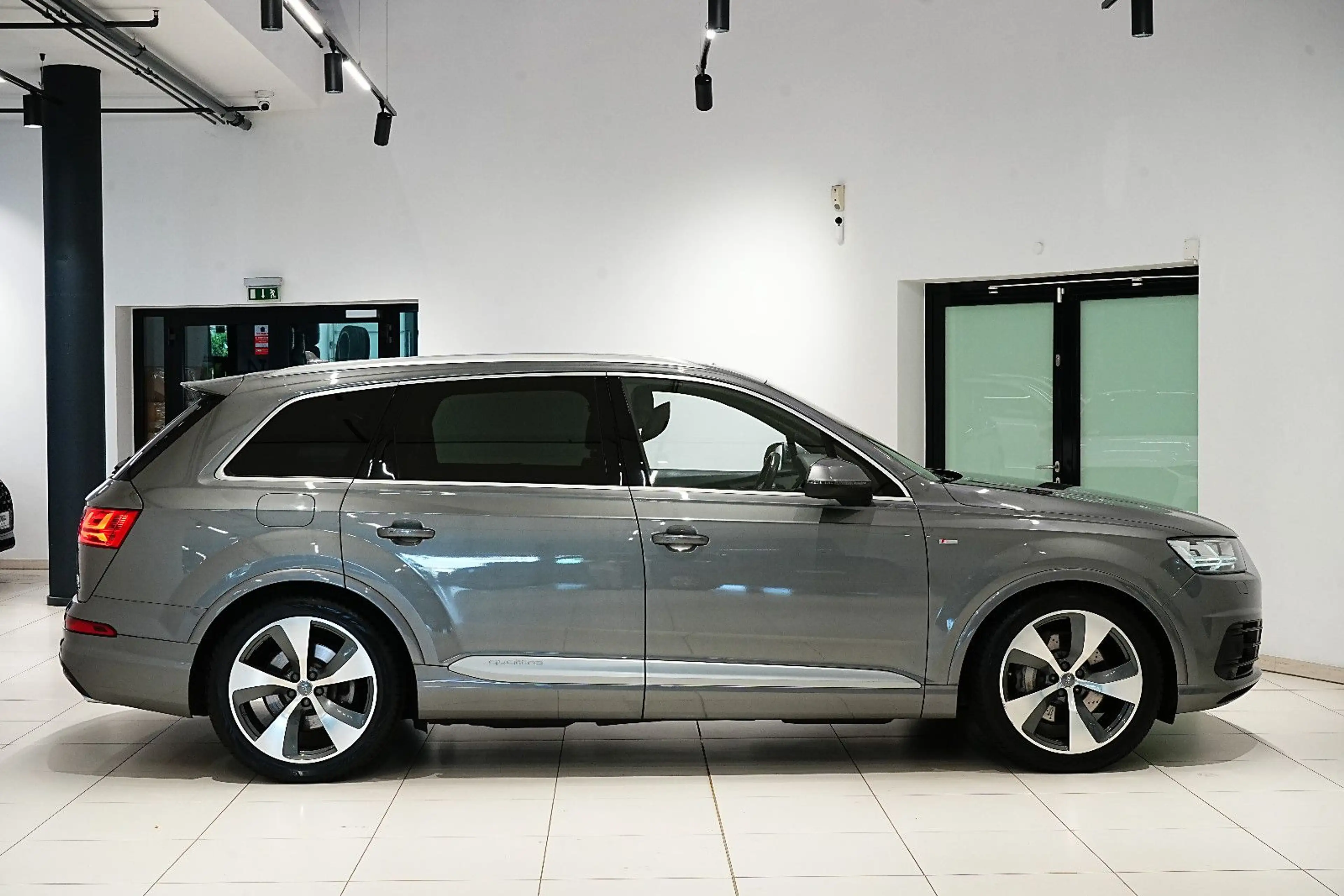 Audi Q7 3.0|S-LINE|7-SITZ|NIGHT|HUD|LUFT|PANO|BOSE|F1 — photo 13