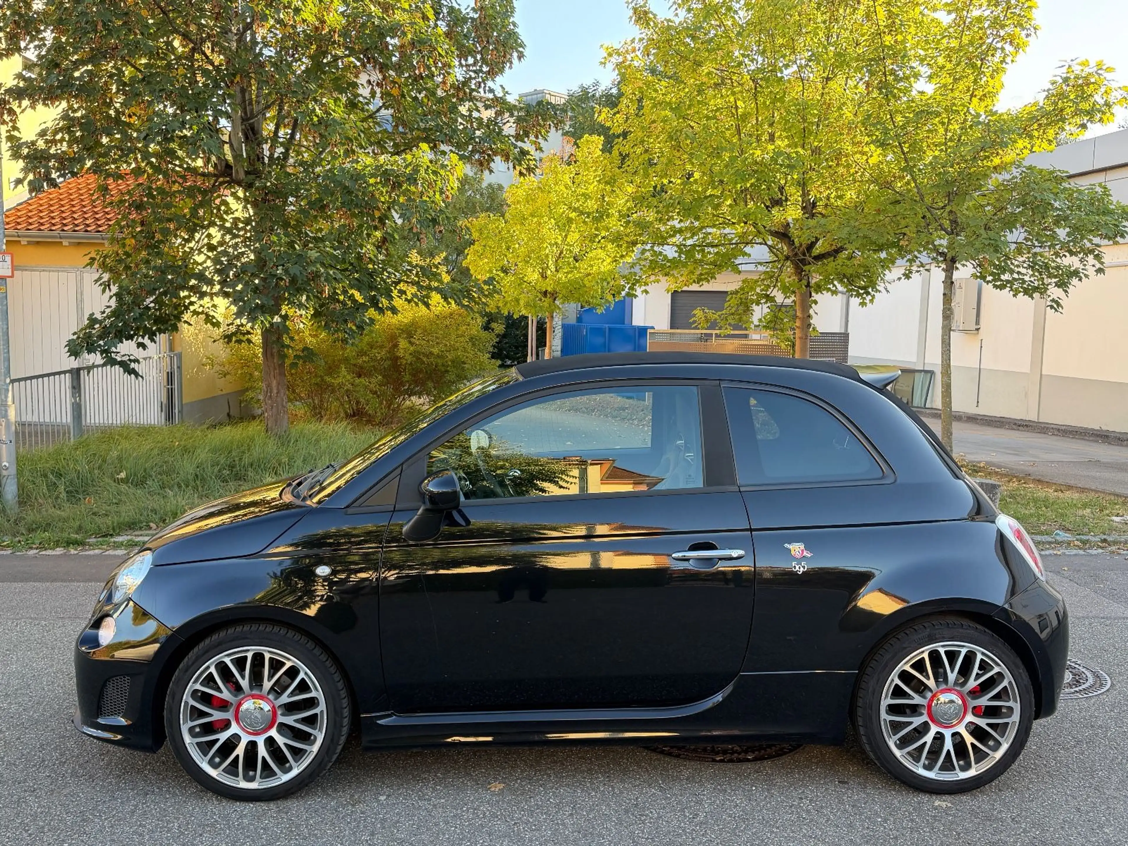 Abarth 595C 595 Cabrio Turismo TÜV NEU/BI-XENON/LEDER/PDC/ — photo 3
