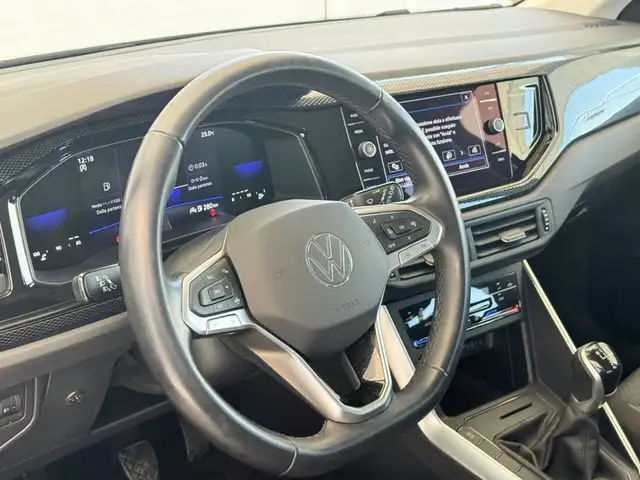Volkswagen Polo view 18
