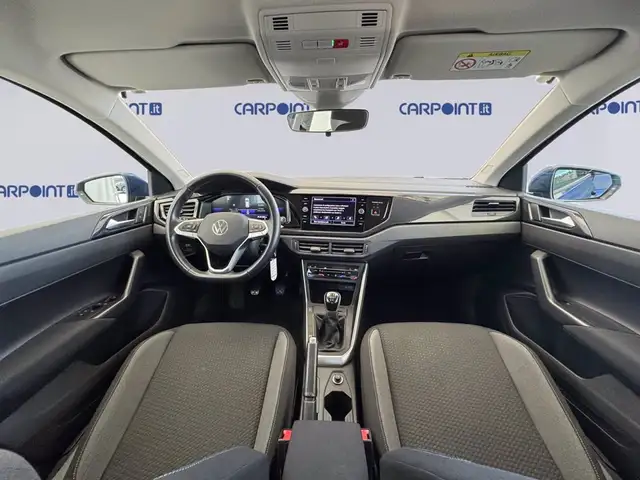 Volkswagen Polo view 10