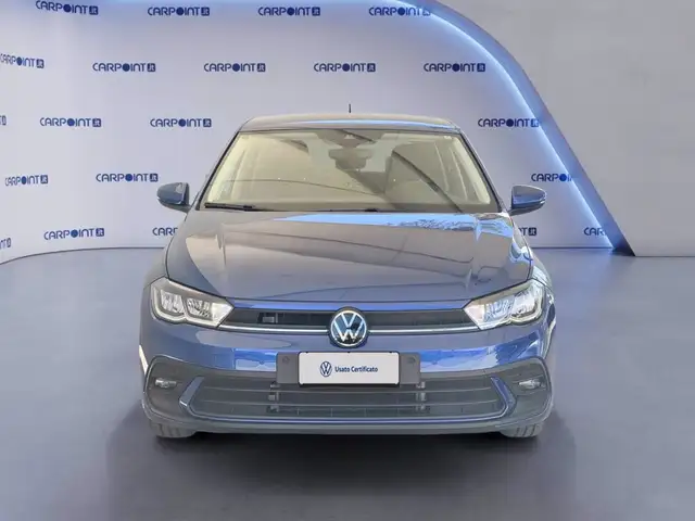 Volkswagen Polo view 3