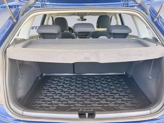 Volkswagen Polo view 11