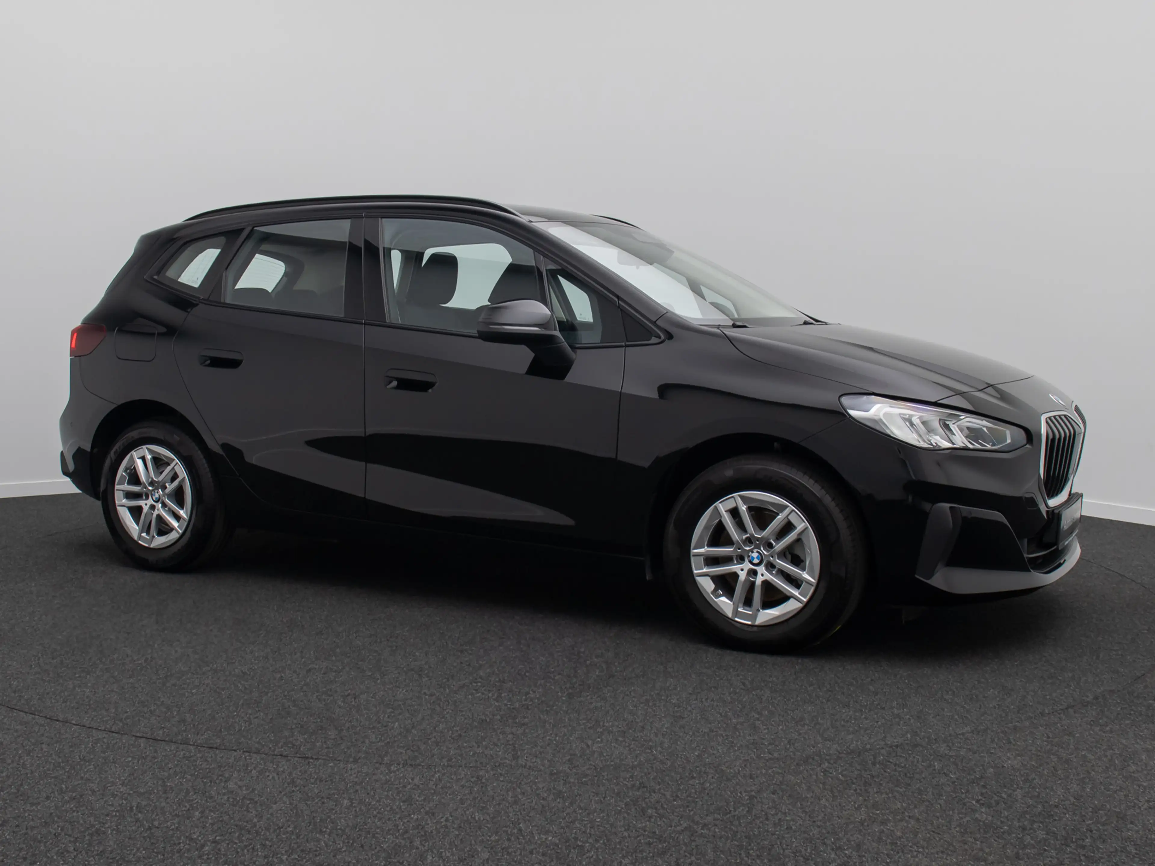 BMW 216 Widscree DAB Alarm LED Kamera — photo 4