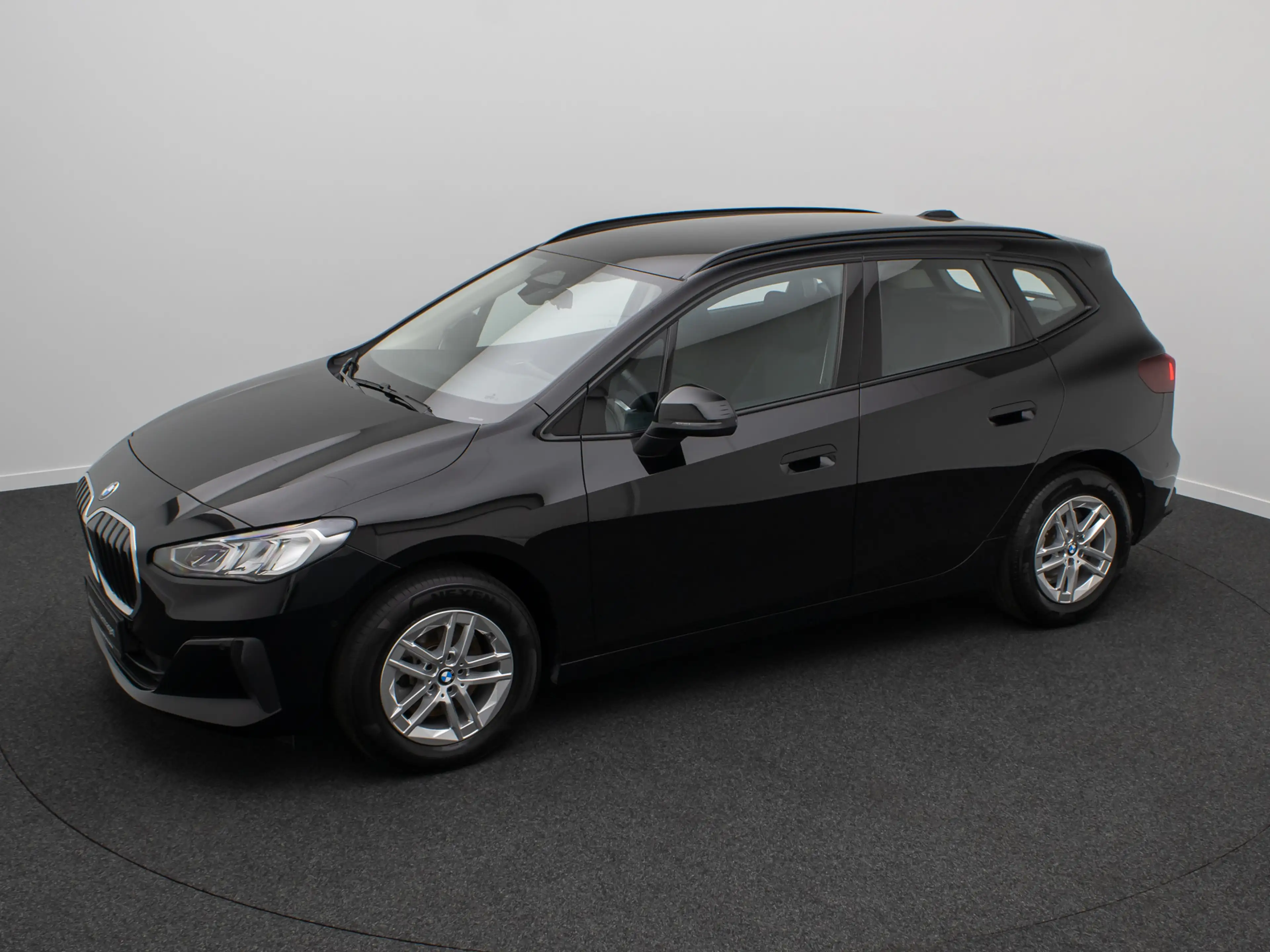 BMW 216 Widscree DAB Alarm LED Kamera — photo 12