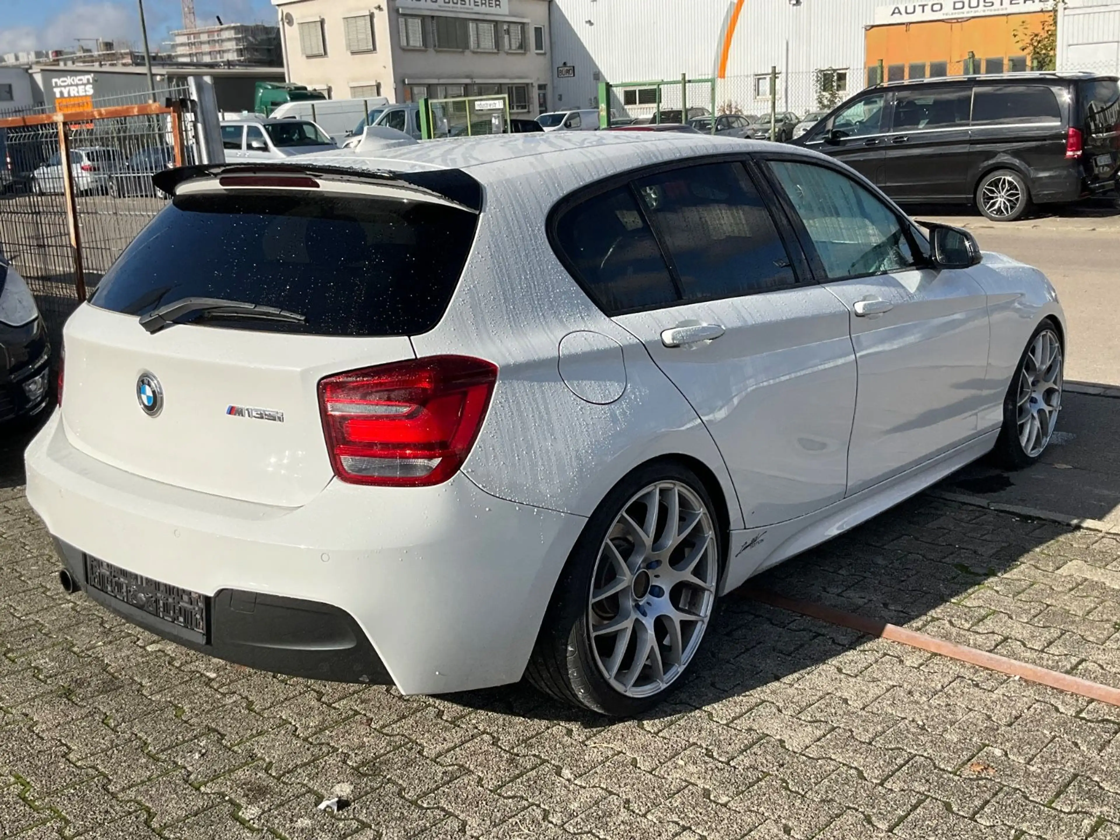 BMW 118 i Limousine 5-trg. * M-Paket Sport-Line * — photo 8