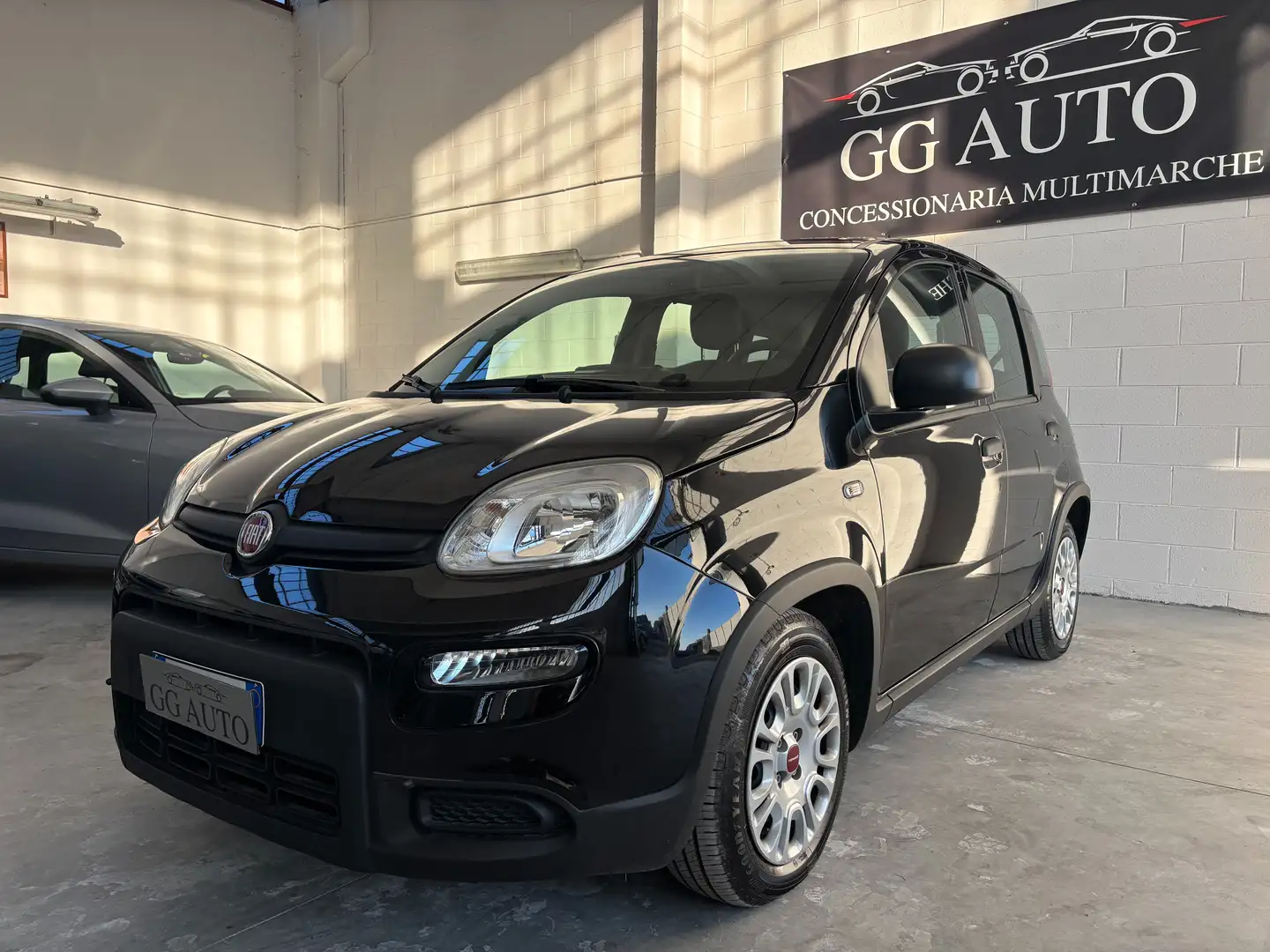 Fiat Panda Panda III 1.0 firefly hybrid 70cv Noir - 1
