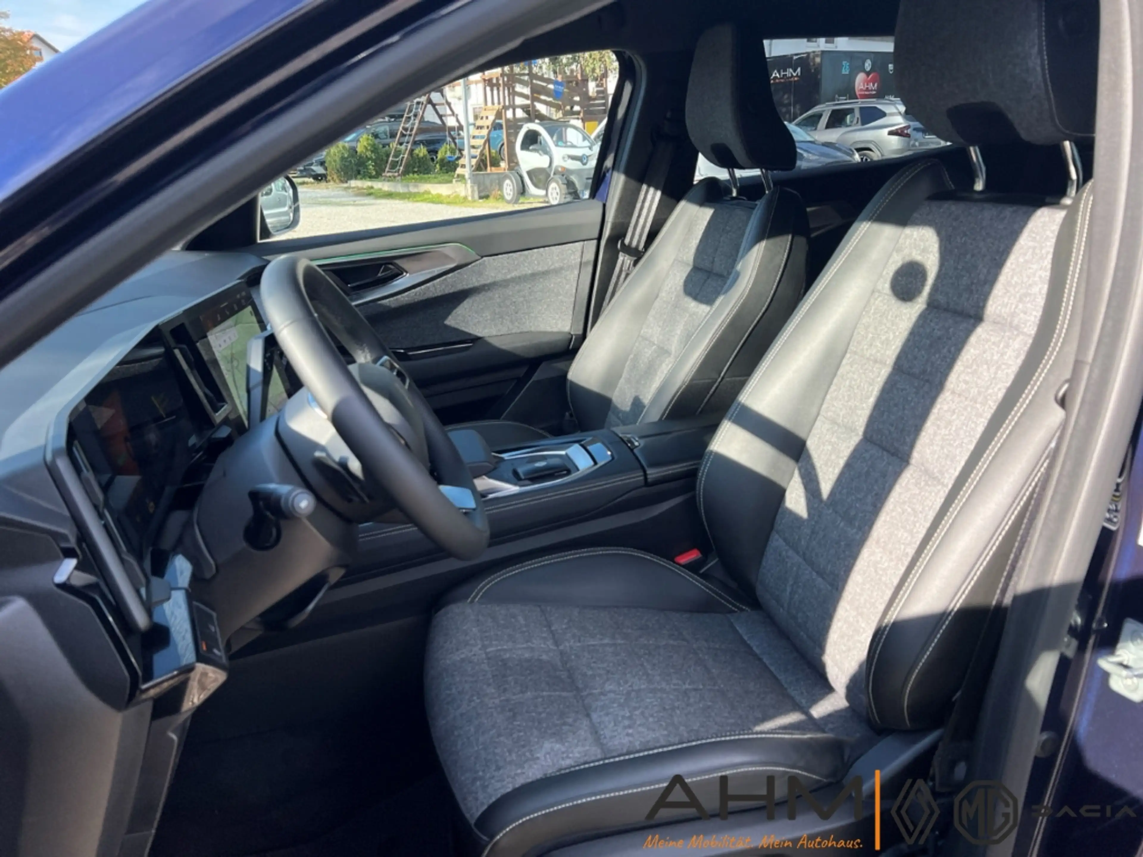 Renault Espace VI Techno E-Tech Hybrid 7-Sitzer City P. — photo 11