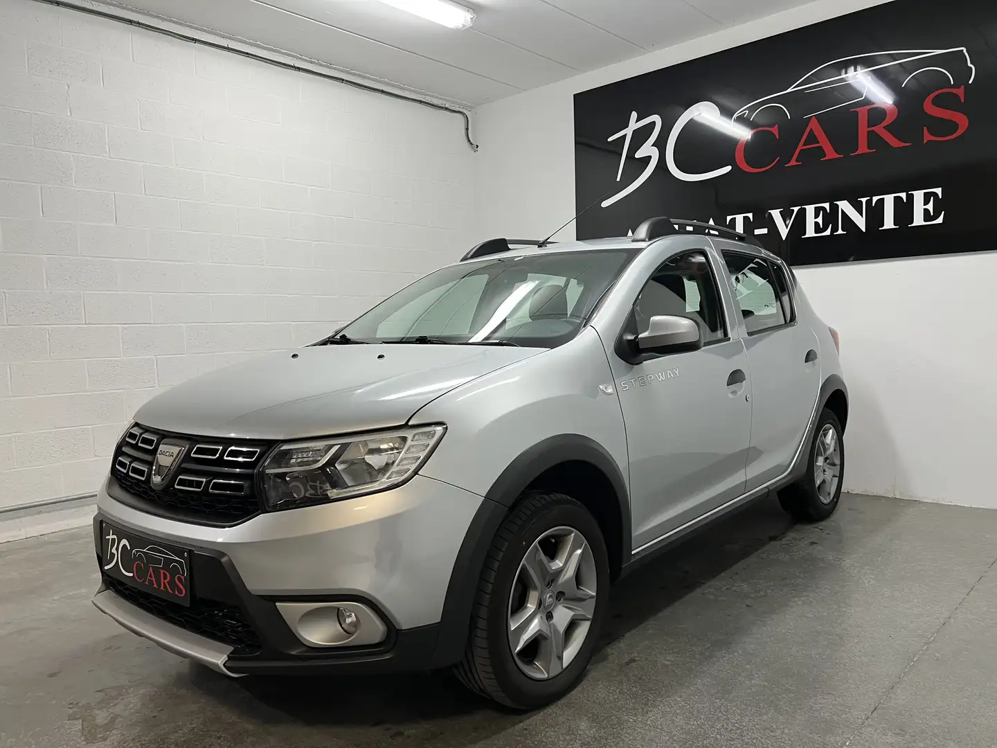Dacia Sandero Stepway 0.9 TC*GARANTIE*GPS*CLIM*1ER PROPRIÉTAIRE - 1