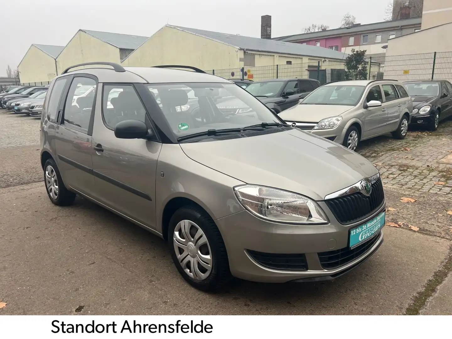 Skoda Roomster Plus Edition Beige - 1