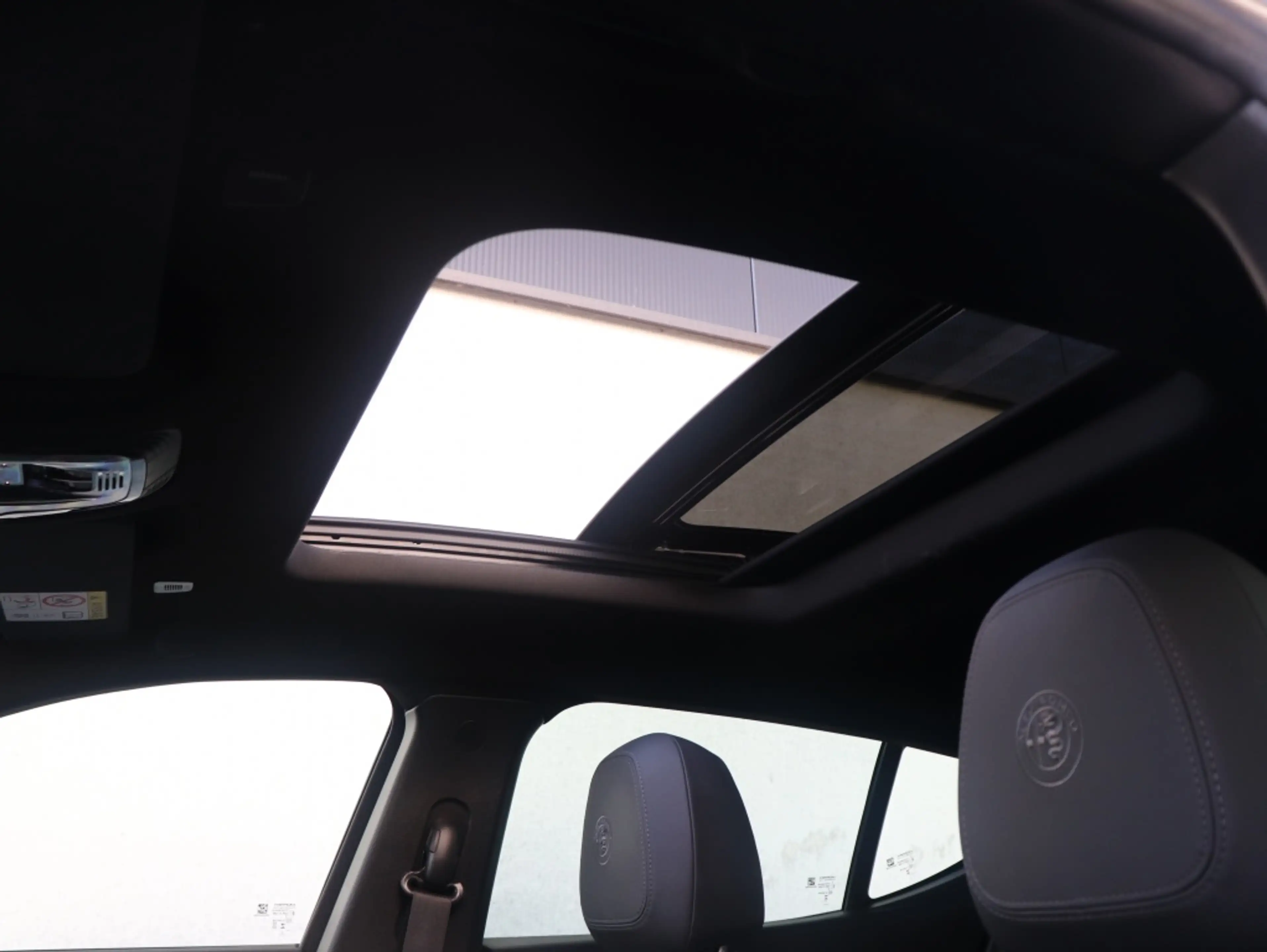 Alfa Romeo Tonale 1.3T PHEV 280 PK Veloce | Pano | Leder | Winter | — photo 15