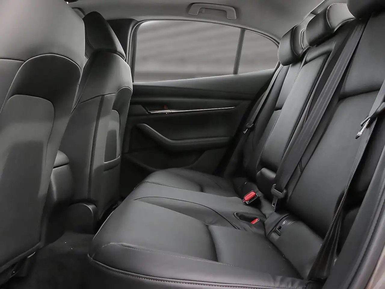 Mazda 3 снимка Mazda 3