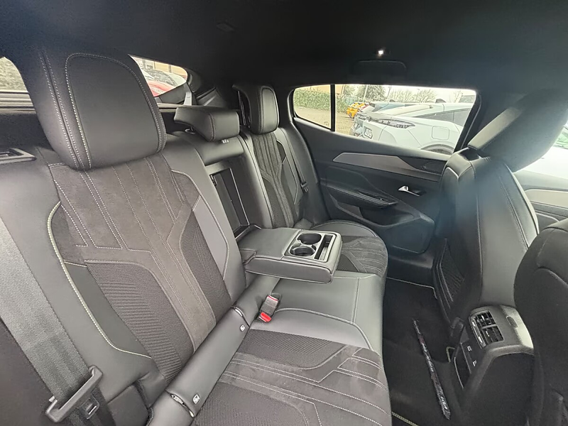 Peugeot 408 1.2 Puretech 130 GT (EURO 6d) — photo 12