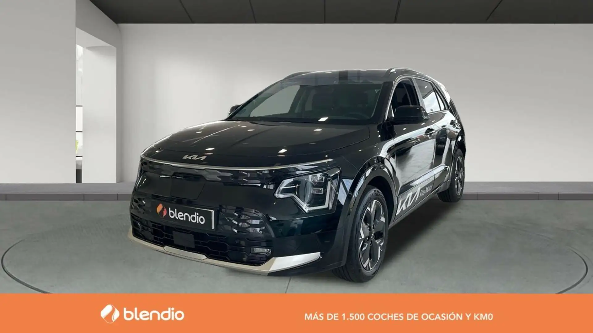 Kia Niro BEV 65KWH 150KW E-NIRO DRIVE 204 5P Чорний - 1