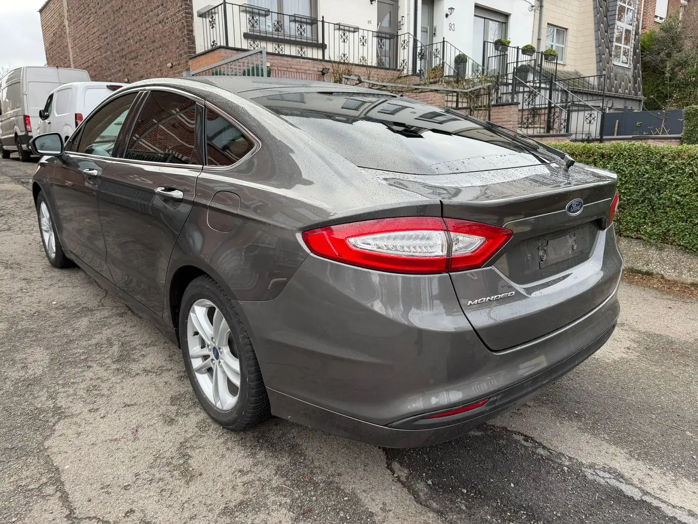 Ford Mondeo Mondeo 1.5 EcoBoost Business Class (EU6.2) Bruin - 2