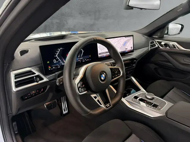 BMW 4 Series view 9