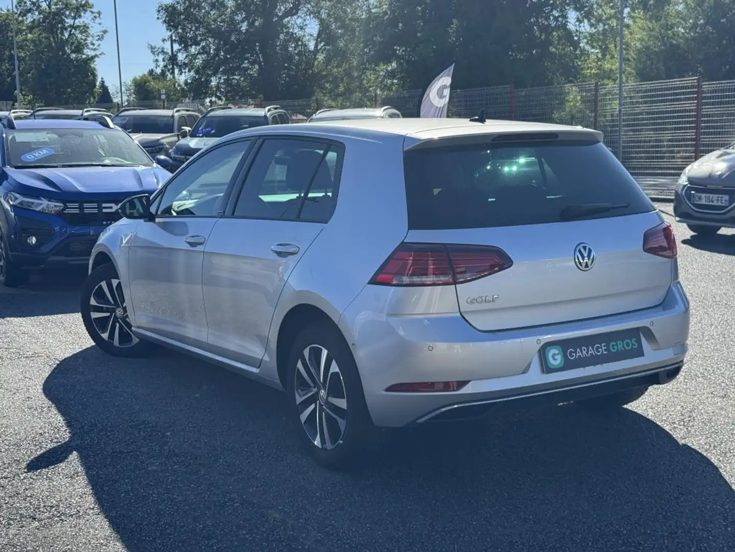 Volkswagen Golf 1.6 TDI 115 FAP BVM5 Connect - 2