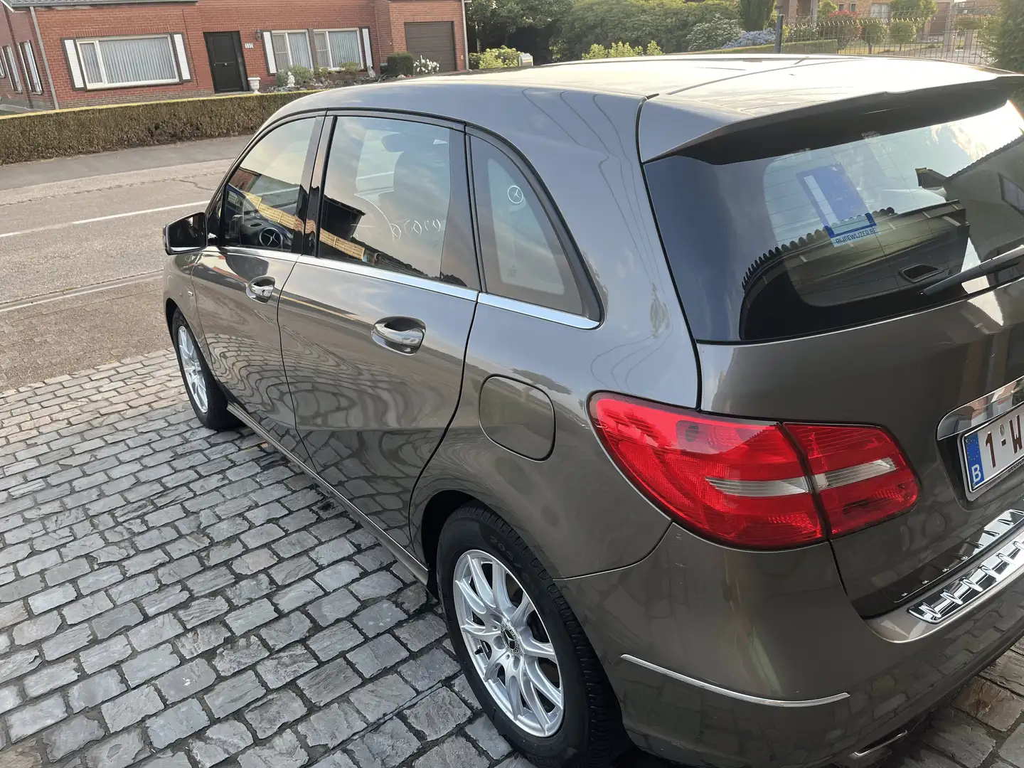 Mercedes-Benz B 180 B 180 CDI (BlueEFFICIENCY) Brons - 2