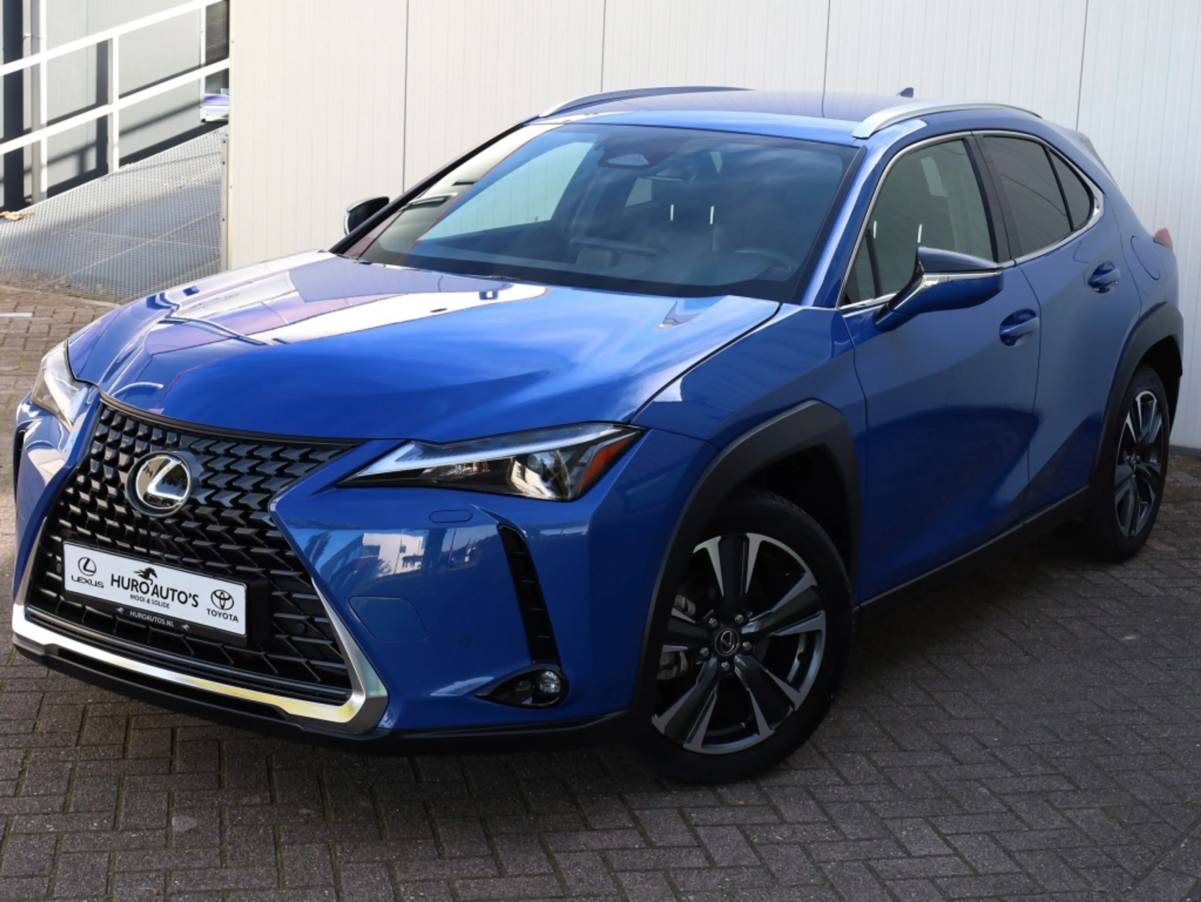Lexus UX 300h Luxury Line | Leder | Premium Navi | El Achterklep — photo 32
