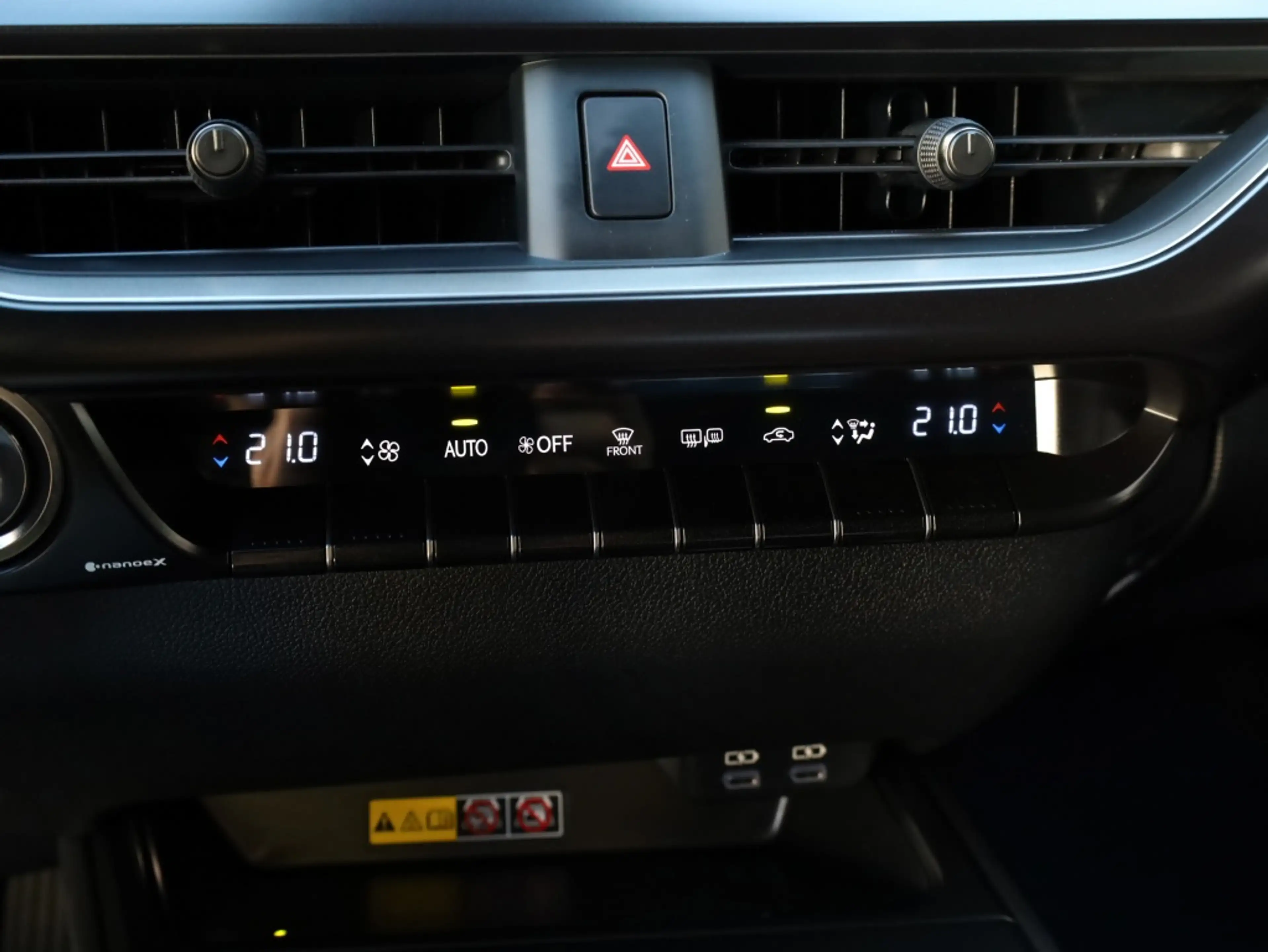 Lexus UX 300h Luxury Line | Leder | Premium Navi | El Achterklep — photo 24