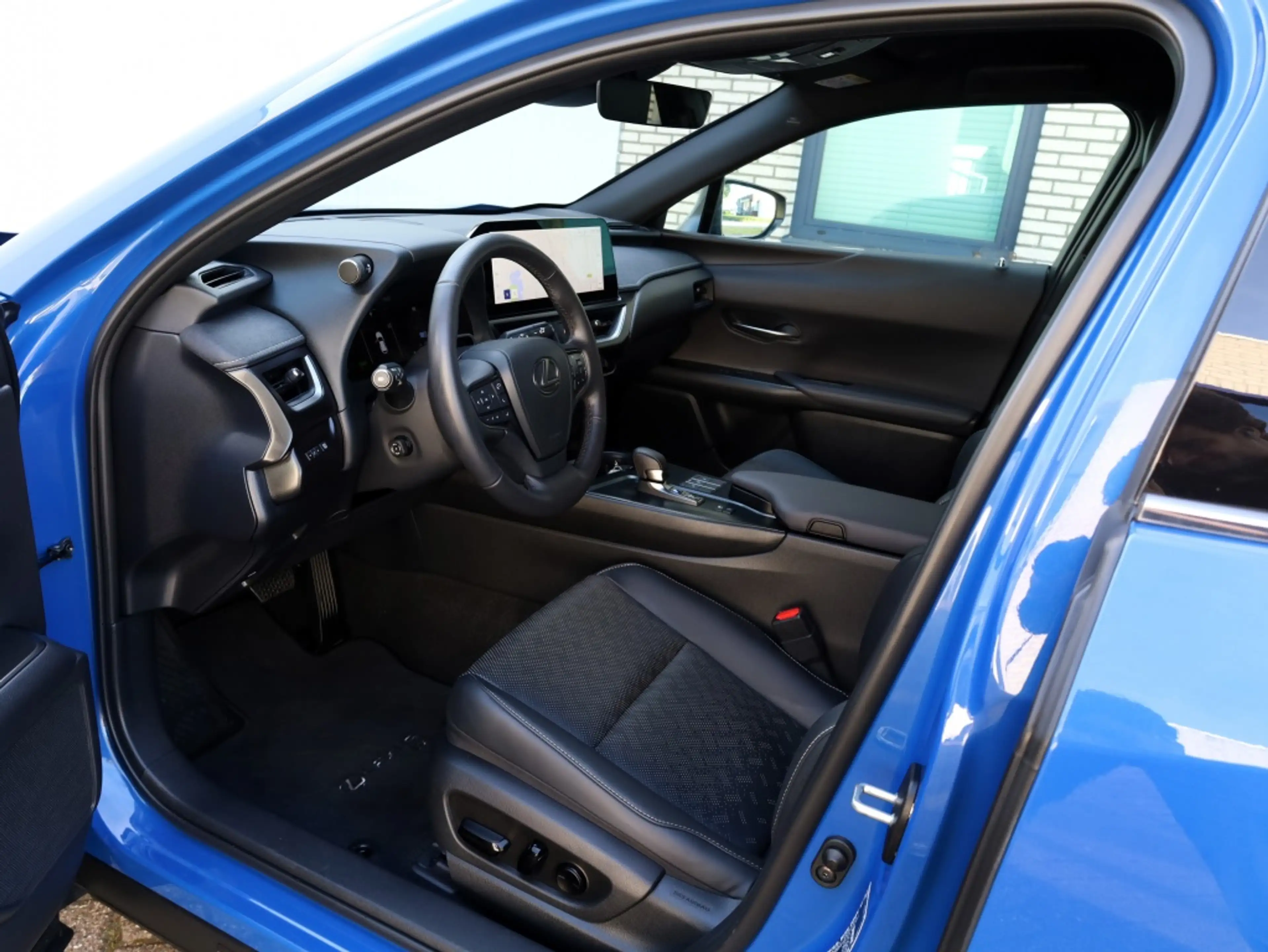 Lexus UX 300h Luxury Line | Leder | Premium Navi | El Achterklep — photo 11