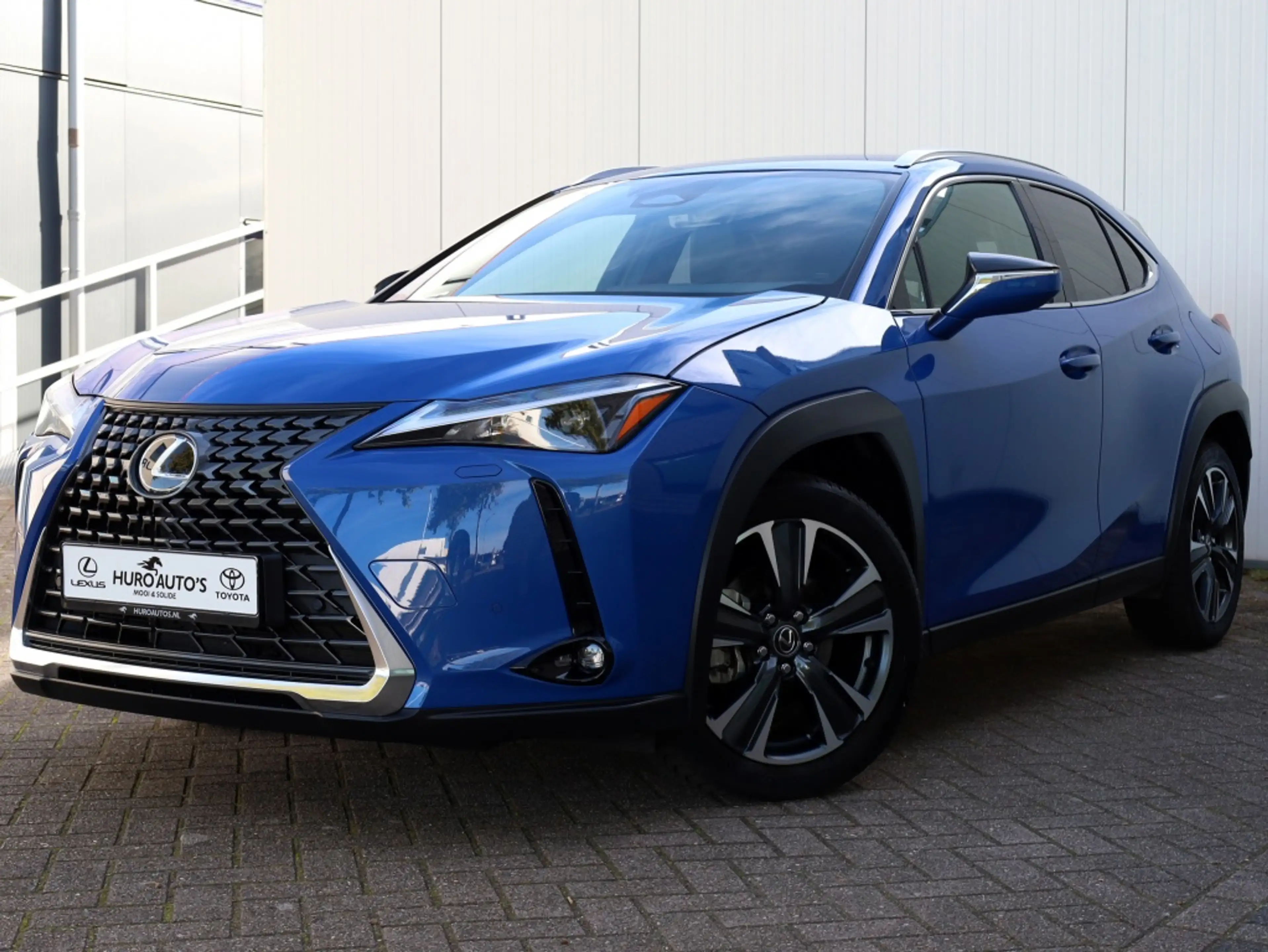 Lexus UX 300h Luxury Line | Leder | Premium Navi | El Achterklep — photo 10