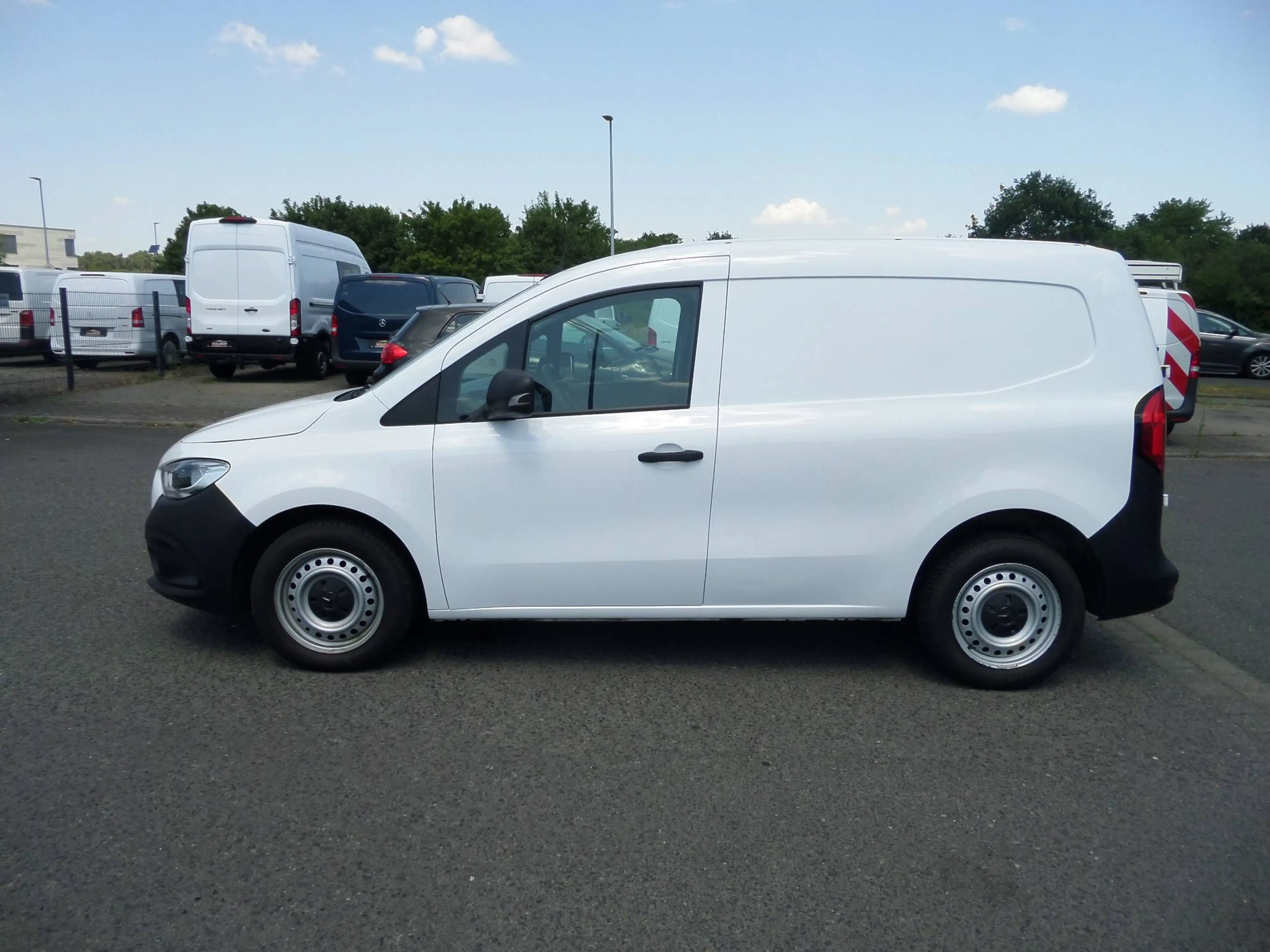 Mercedes-Benz Citan 110 CDI+Klima+Kamera+Heckflügeltür+LKW Kasten+1. Hand — photo 4