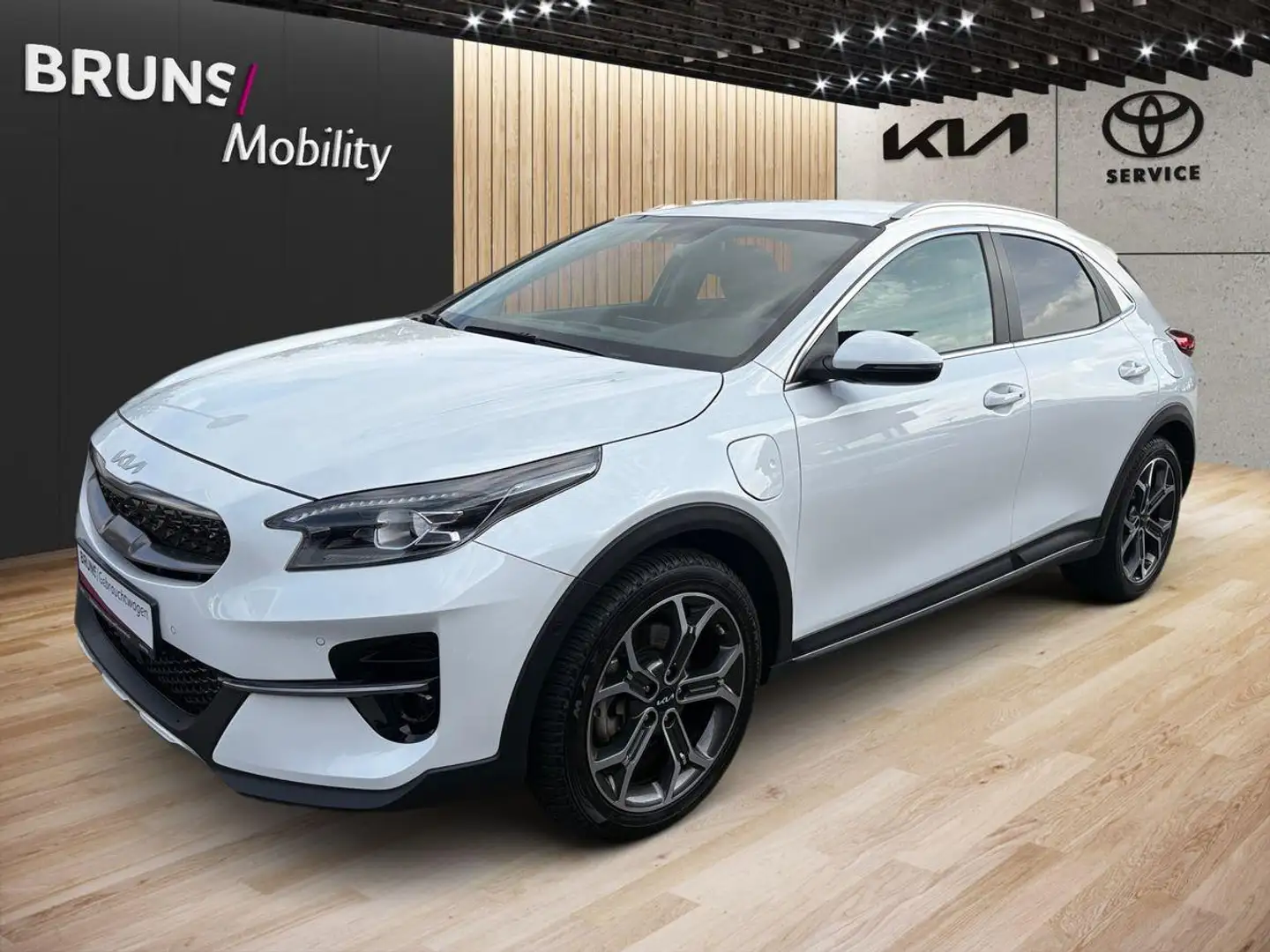 Kia XCeed 1.6  PHEV DCT6 PLATINUM Blanc - 2