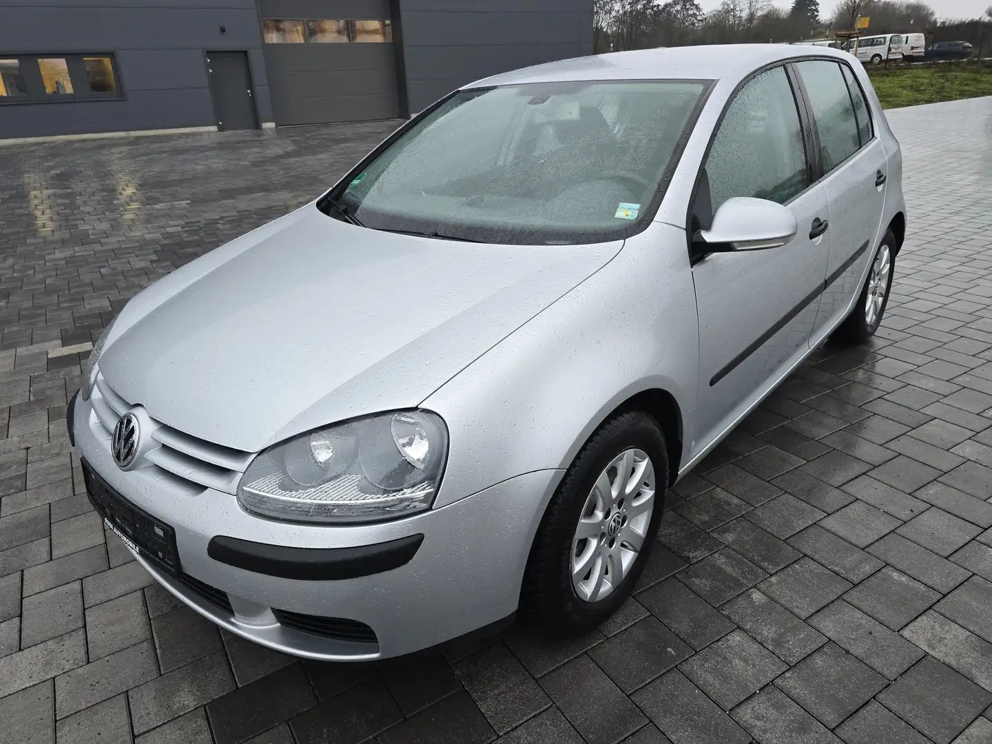 Volkswagen Golf Comfortline Grau - 1