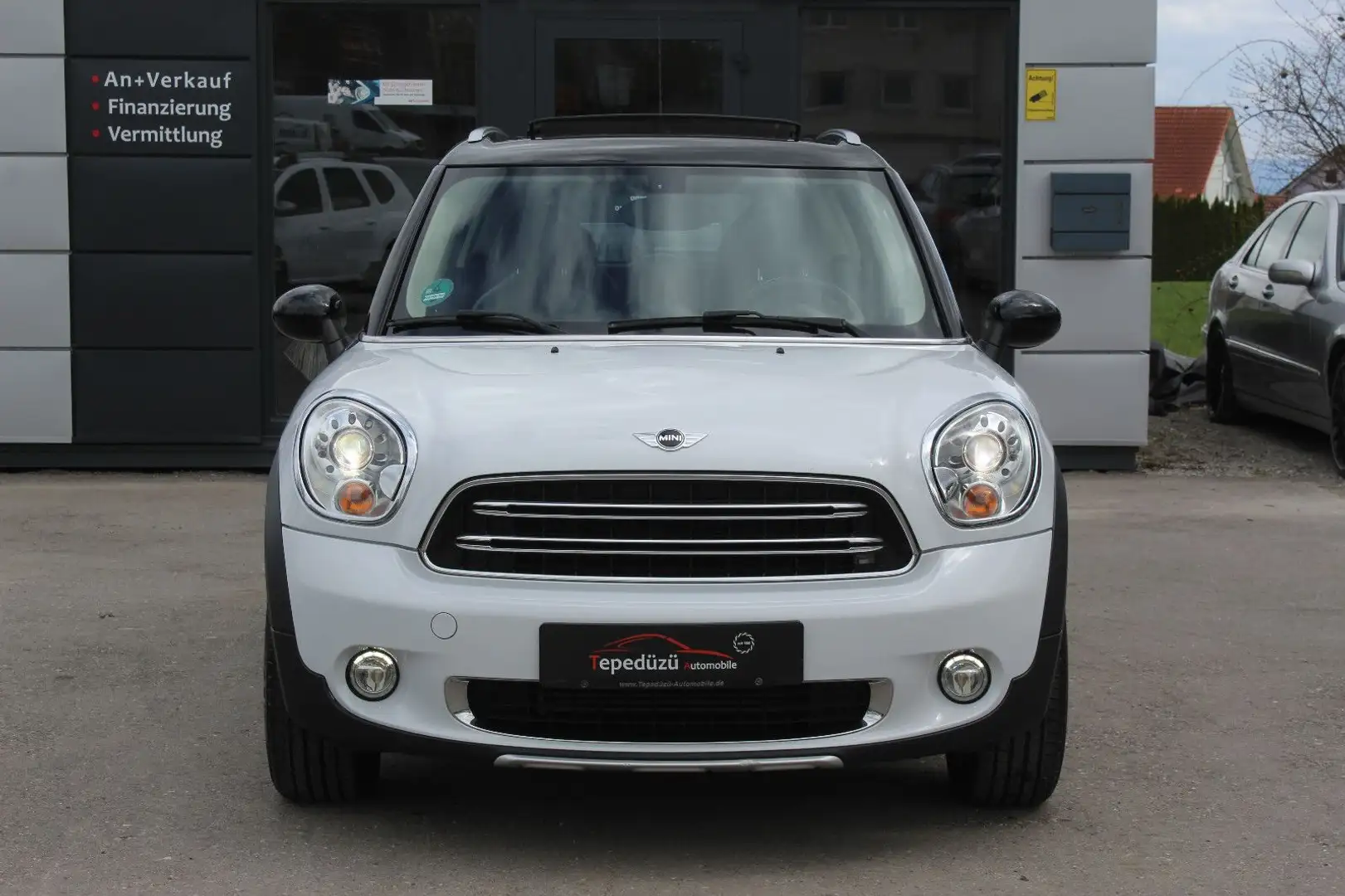 MINI Cooper D COOPER D Countryman All4*XENON*PANO*LEDER*NAVI* Weiß - 2