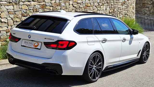 BMW 550 d xDrive*PANO*B&W*Massage*TV*NP: 138.000** Ansicht 9