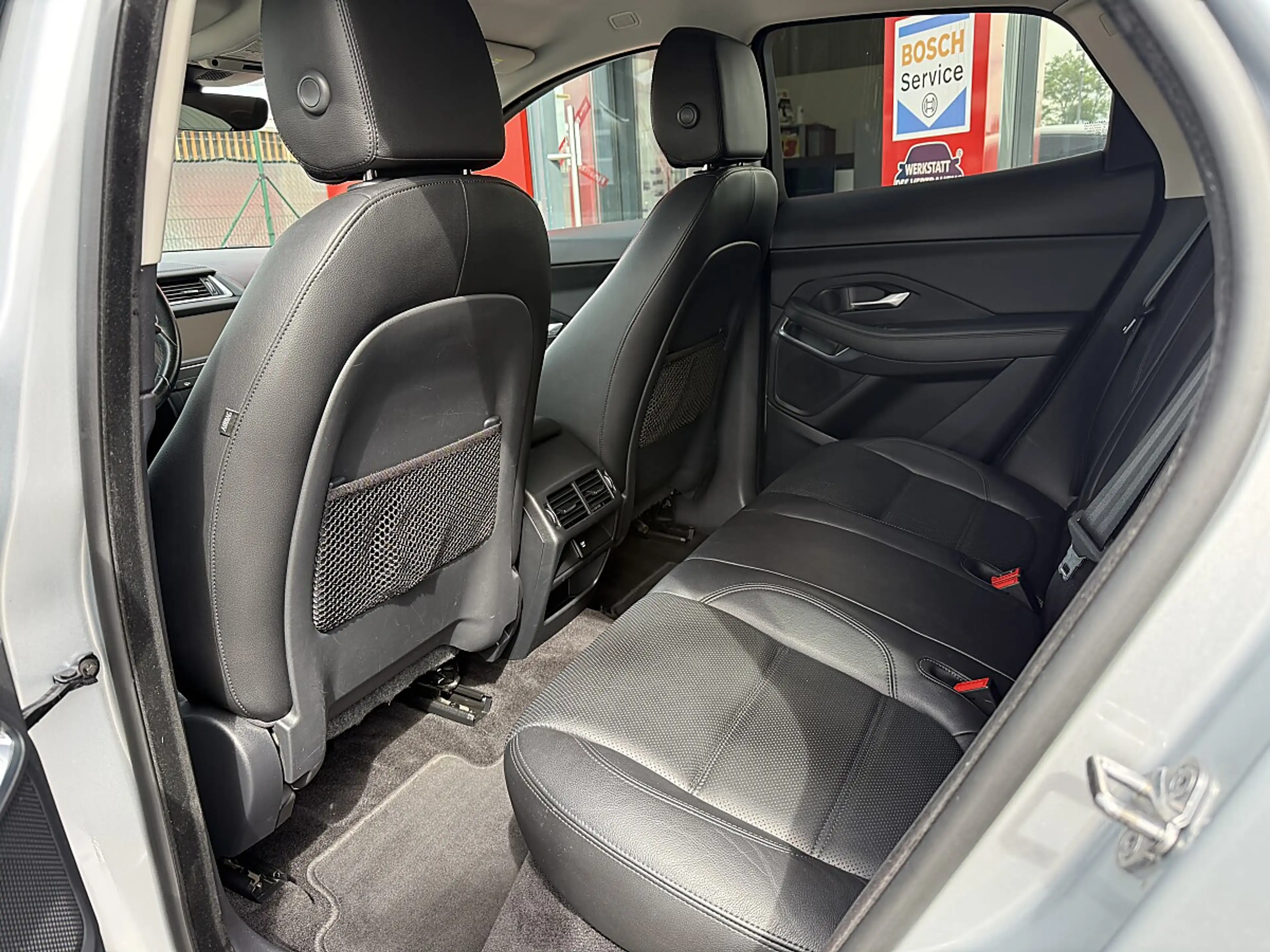 Jaguar E-Pace E-PACE D150 S AWD EURO 6d-TEMP — photo 10