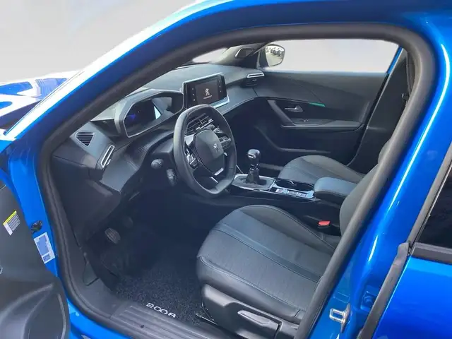 Peugeot 2008 view 7