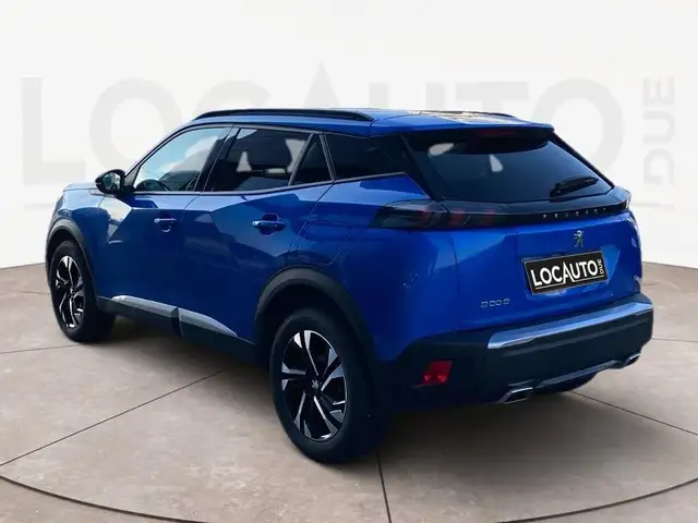 Peugeot 2008 view 5