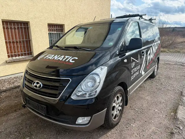 Hyundai H-1 2.5 CRDi Travel Comfort Klima PDC AHK 1.Hand