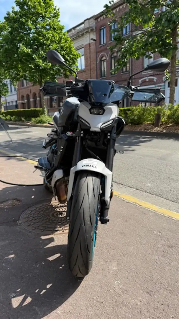 Yamaha MT-07 Gris - 2