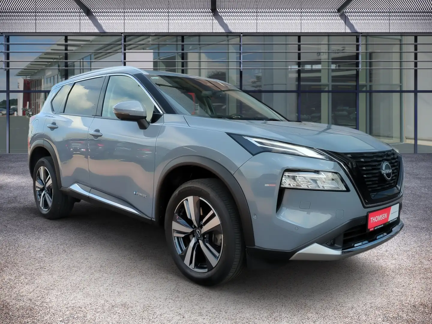 Nissan X-Trail TEKNA 1.5 VC-T e-POWER PGD 360 Virtual Grau - 2