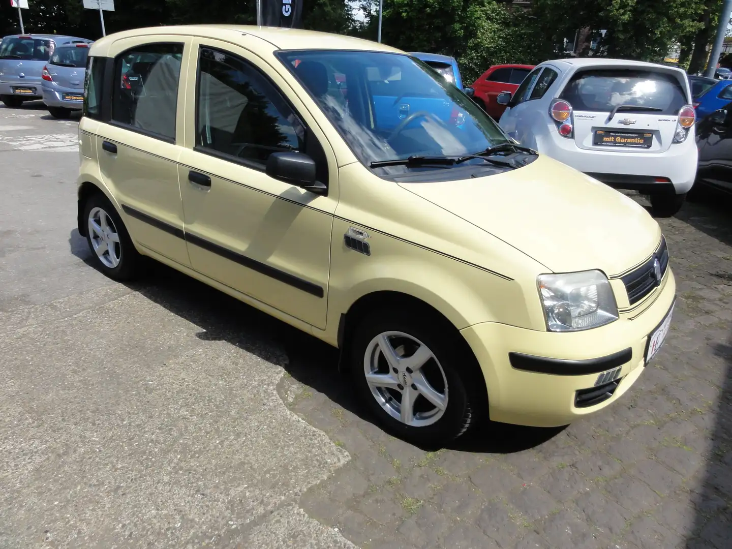 Fiat Panda 1.2 8V Dynamic Gelb - 1