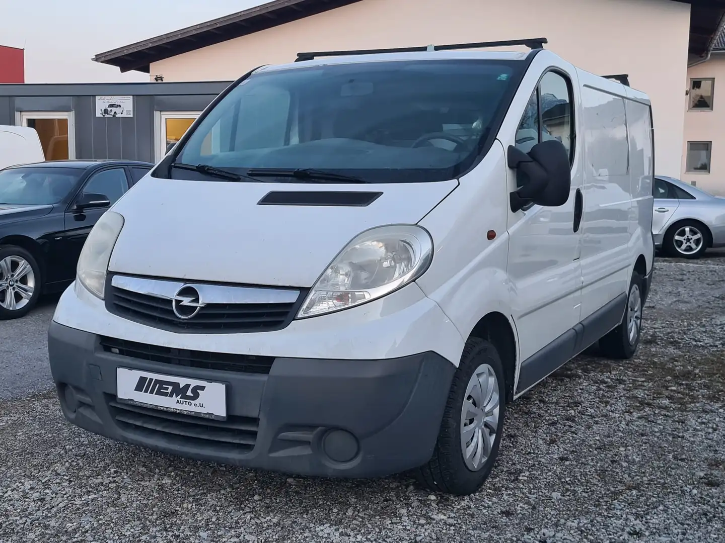 Opel Vivaro Kasten L1H1 2,7t *PICKERL*KLIMA*AHK*MwSt.* Weiß - 2