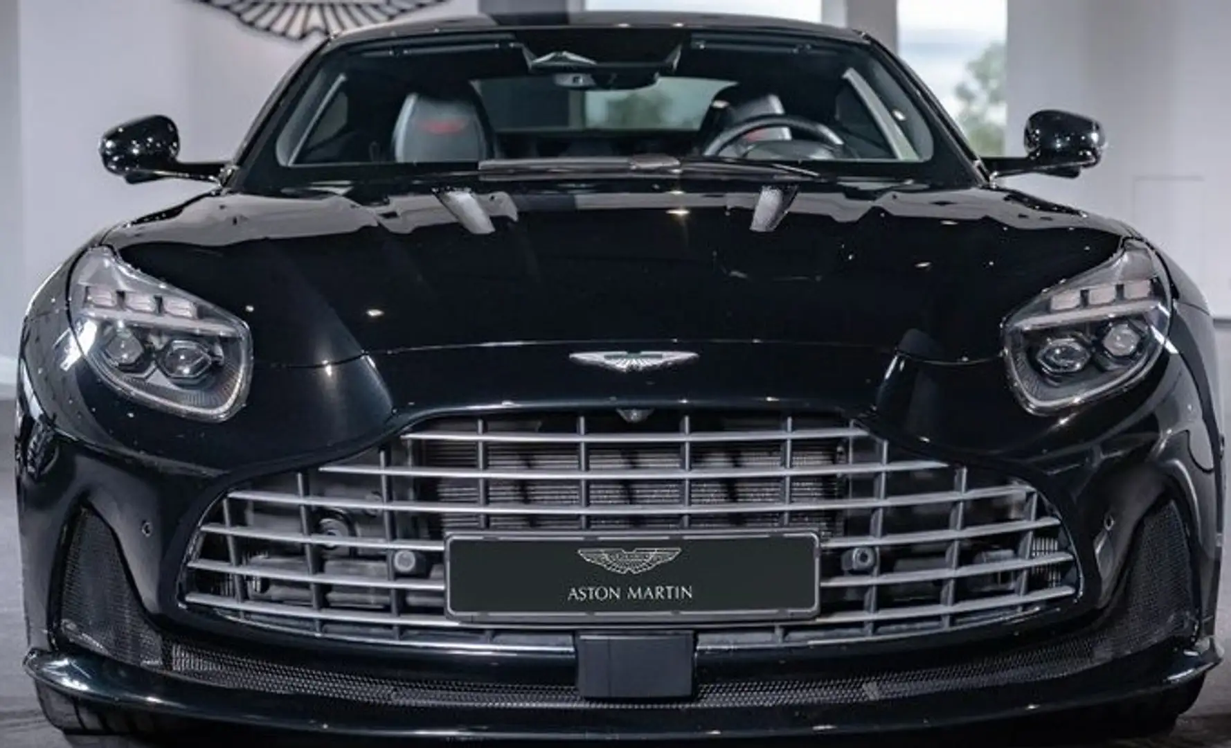 Aston Martin DB12 4.0 V8 Negro - 2