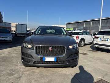 2.0 D 180 CV AWD Pure