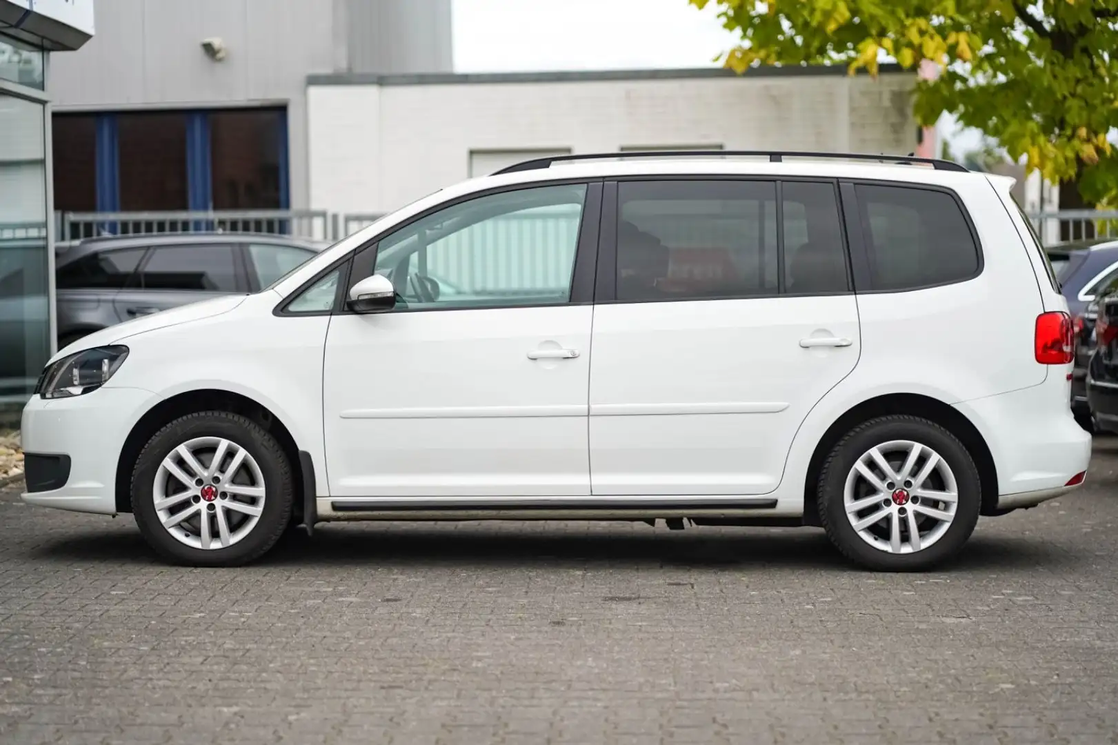 Volkswagen Touran Comfortline BlueMotion TGI Automatik AHK Blanc - 2