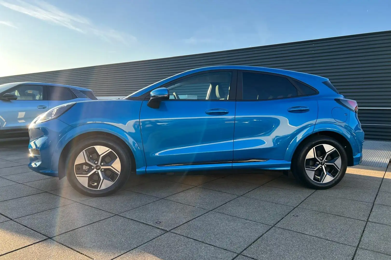 Ford Puma Gen-E 44 kWh | Nu in de Showroom | Uit voorraad leverbaa Blauw - 2