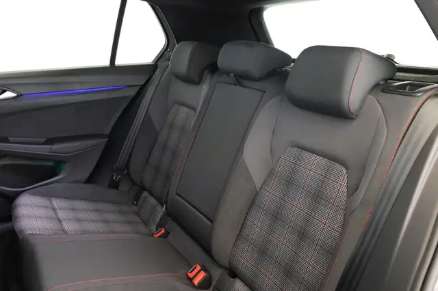 Volkswagen Golf view 10